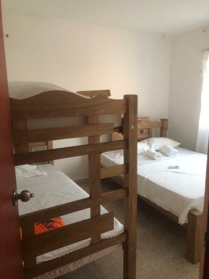 Vivienda Turistica Palmas Apartment *